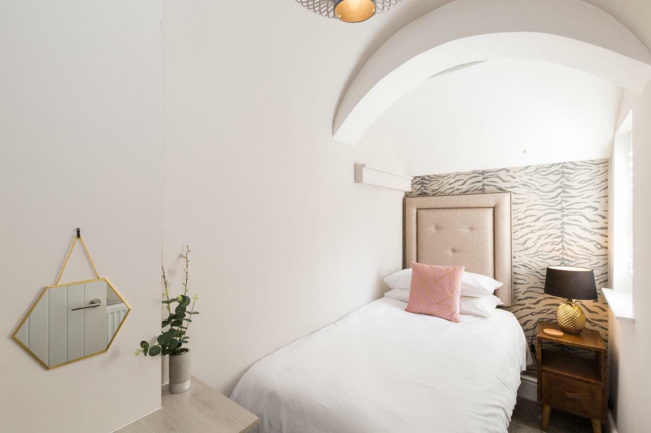 לימינגטון ספא L-Spa Boutique Apartments מראה חיצוני תמונה